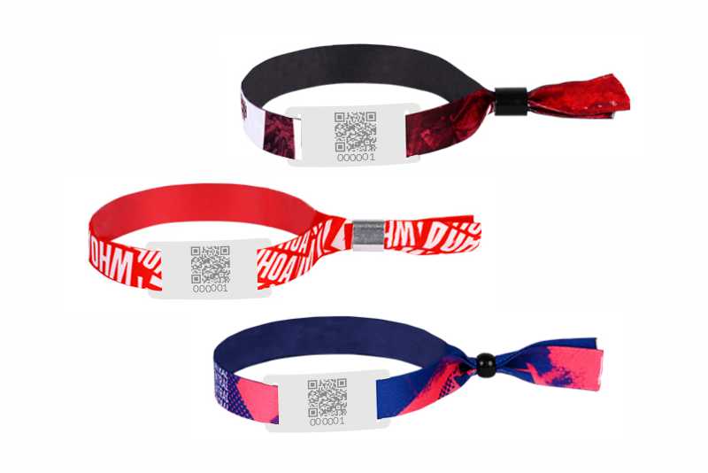 Bracelets festivals avec un code de barre variable QR